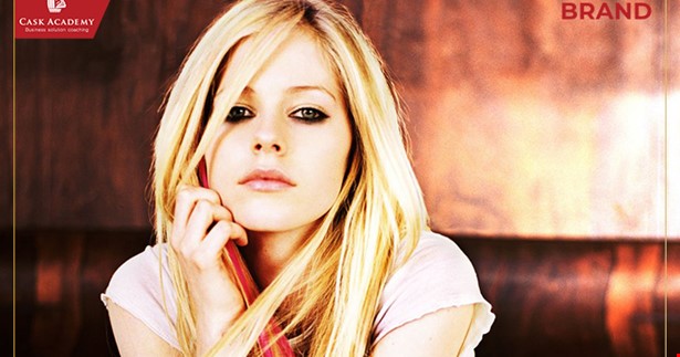 Nắm bắt tình huống kinh doanh của bạn - Kỳ cuối: Casestudy chiến lược cải cách của Avril Lavigne